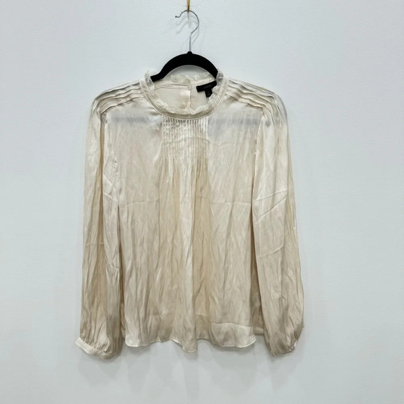 J. Crew Cream Ruffle Lace Blouse Size Large has tags long sleeve pin tuck - Picture 2 of 8